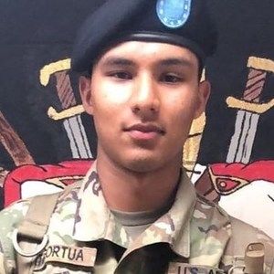 Meet your Posher, Handerson